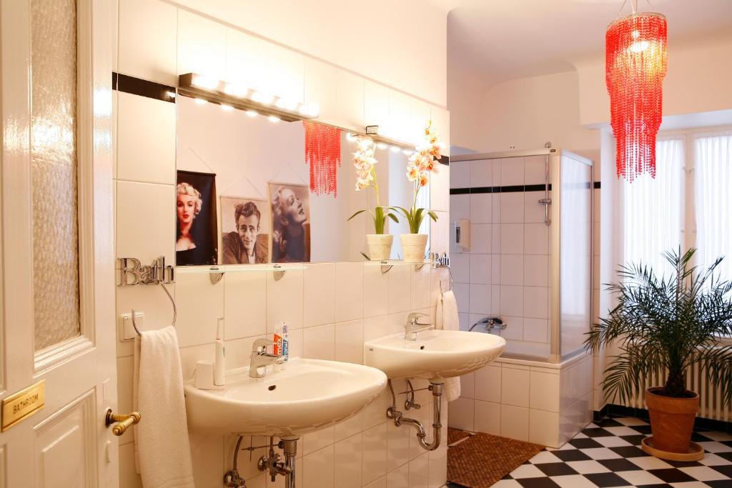 Stars Guesthouse Berlin Room photo
